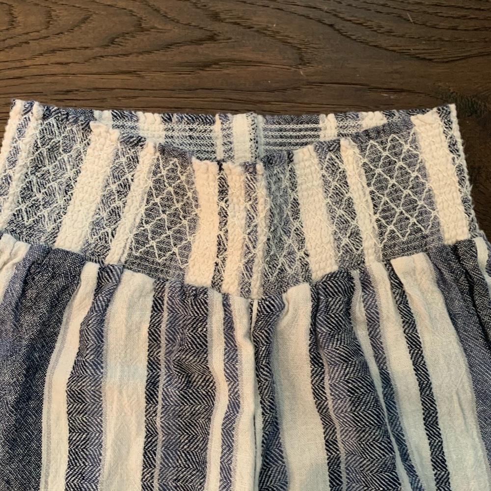 Tillys- Women’s Ivy and Main stripped pants